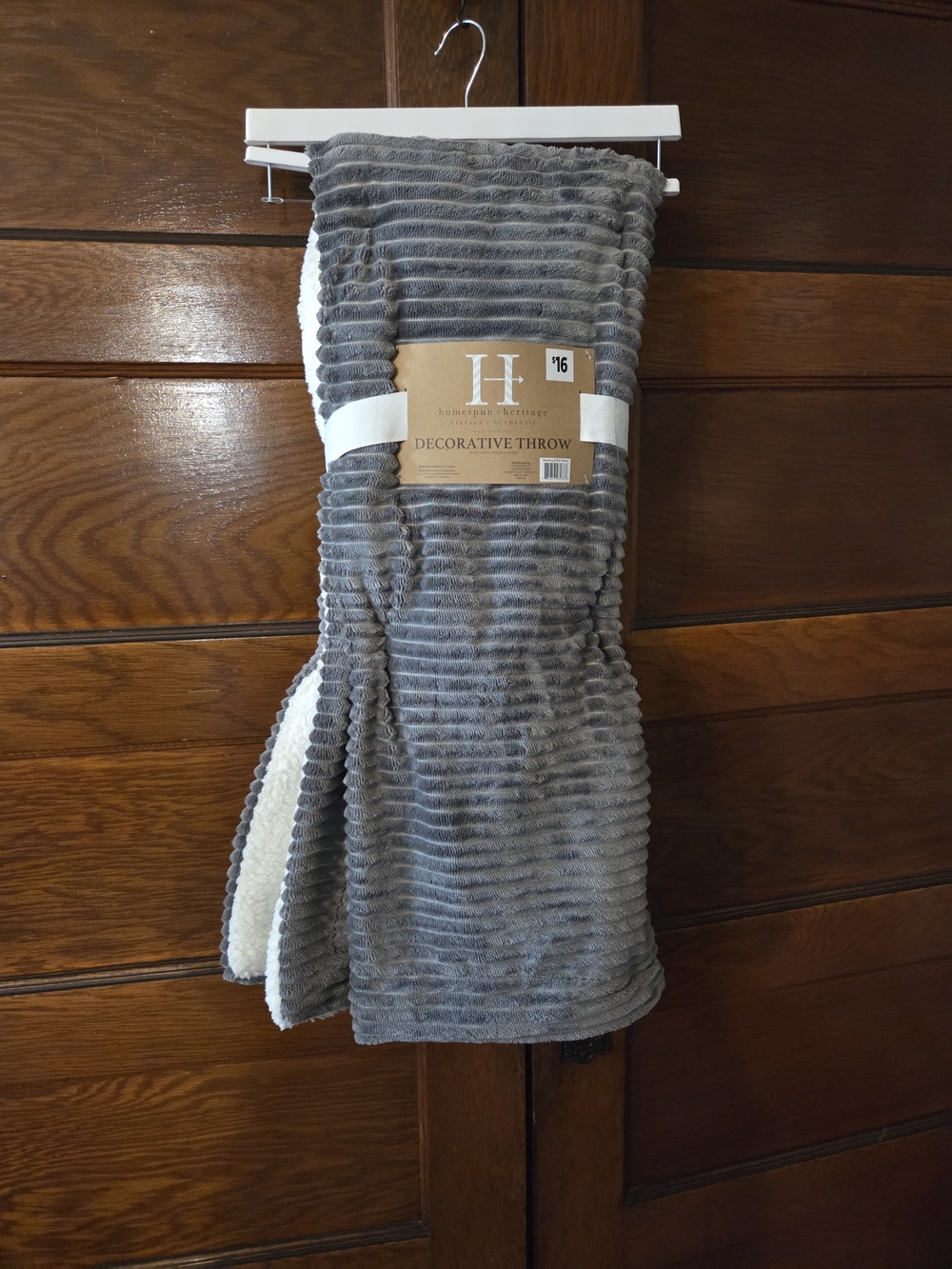 Homespun & Heritage Gray Plush Ribbed Throw with Cream Sherpa